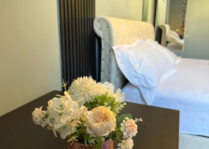 Laya Old Town Blue * Bukarest